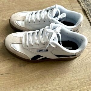 COPY - Forte Lounger Reebok